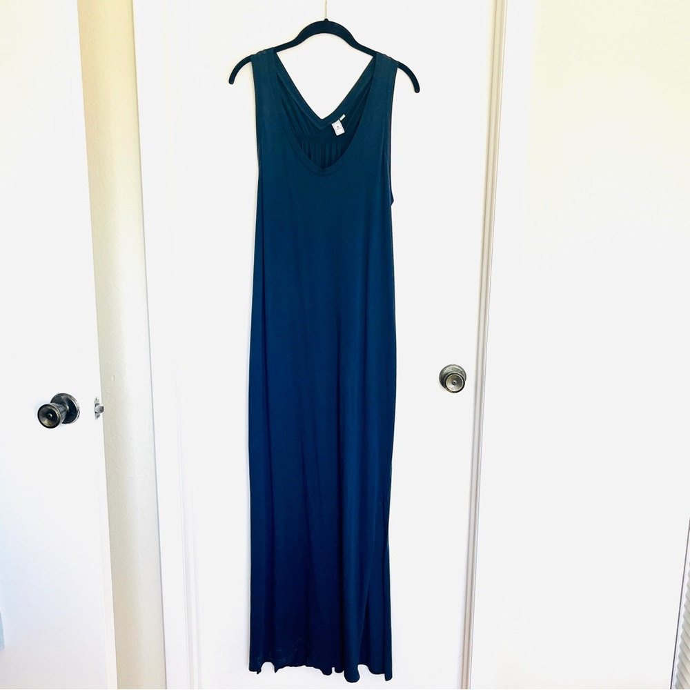 Susina‎ Navy Maxi Dress, L